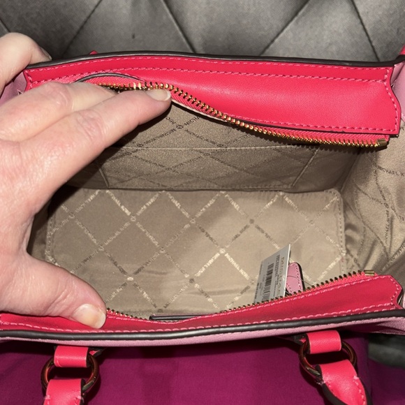 NWT Michael Kors Kris Medium Satchel - Picture 10 of 11